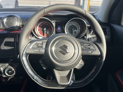 スイフトスポーツ(スズキ)登録済未使用車 内外装写真