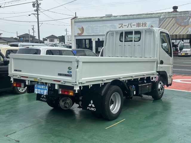 キャンター(三菱)レンタ登録済未使用車 9