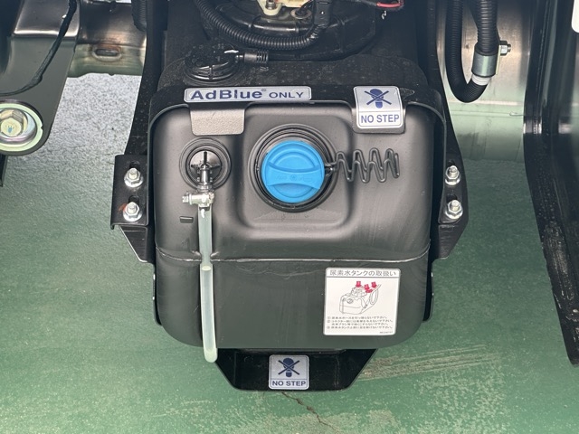 キャンター(三菱)レンタ登録済未使用車 11