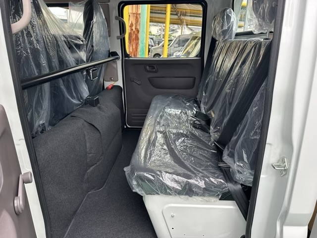 キャンター(三菱)レンタ登録済未使用車 4