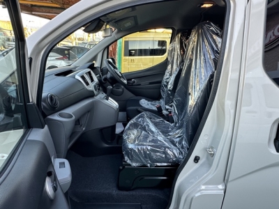 NV200バネットワゴン(ニッサン)登録済未使用車 後方