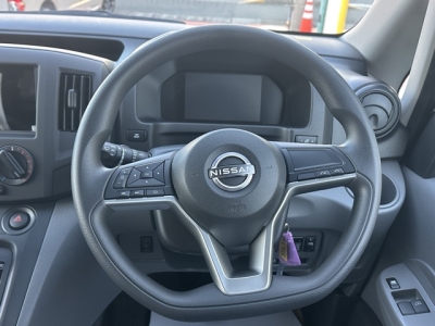 NV200バネットバン(ニッサン)登録済未使用車 内外装写真他１