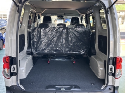 NV200バネットバン(ニッサン)登録済未使用車 内外装写真他