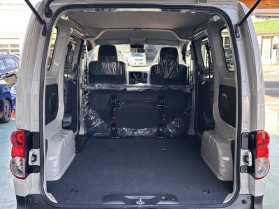 NV200バネットバン(ニッサン)登録済未使用車 内外装写真他１