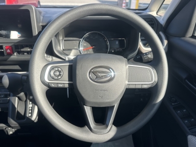 新型ムーヴ(ダイハツ)届出済未使用車 内外装写真