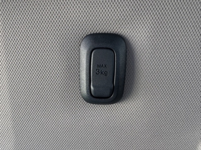 新型ムーヴ(ダイハツ)届出済未使用車 内外装写真他