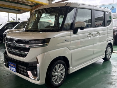 新型スペーシアカスタム(スズキ)届出済未使用車 前方