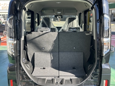 新型スペーシアカスタム(スズキ)届出済未使用車 内外装写真他１