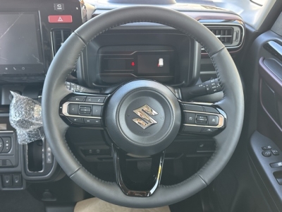 新型スペーシアカスタム(スズキ)届出済未使用車 内外装写真