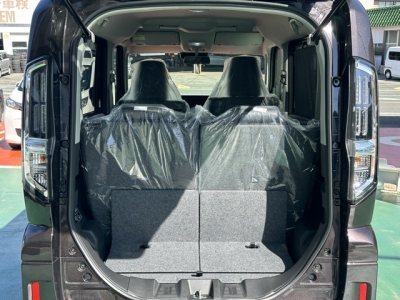 新型スペーシアカスタム(スズキ)届出済未使用車 内外装写真他２