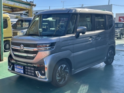 新型スペーシアカスタム(スズキ)届出済未使用車 前方