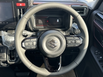 新型スペーシアカスタム(スズキ)届出済未使用車 内外装写真