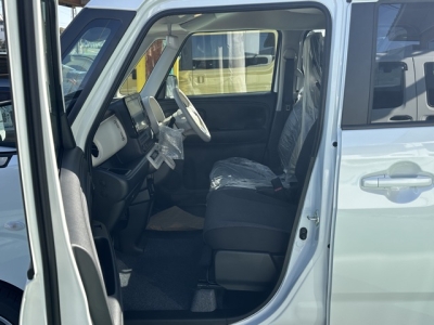 ワゴンＲスマイル(スズキ)届出済未使用車 前席内装