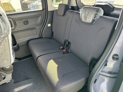 ワゴンＲスマイル(スズキ)届出済未使用車 後席内装