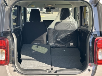 ワゴンＲスマイル(スズキ)届出済未使用車 内外装写真他１