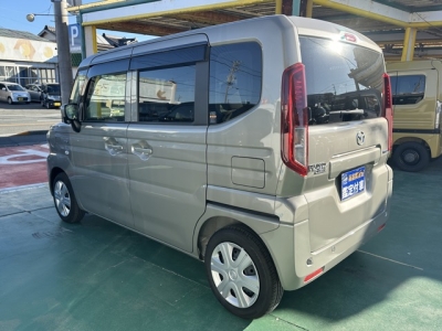 新型フレアワゴン(マツダ)中古車 後方