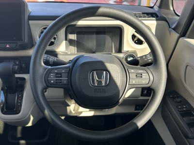 新型N-BOX(ホンダ)中古車 内外装写真