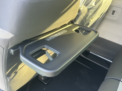 新型N-BOX(ホンダ)届出済未使用車 内外装写真他１