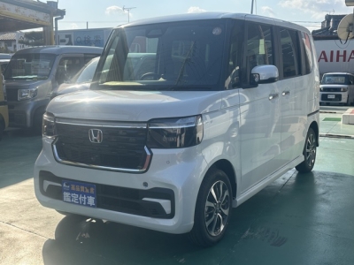 新型N-BOX(ホンダ)届出済未使用車 前方