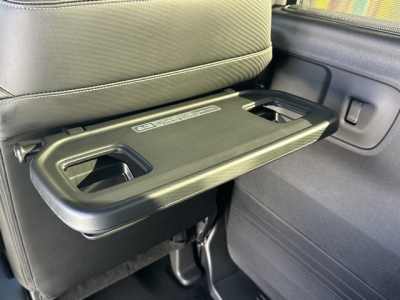 新型N-BOX(ホンダ)届出済未使用車 内外装写真他１