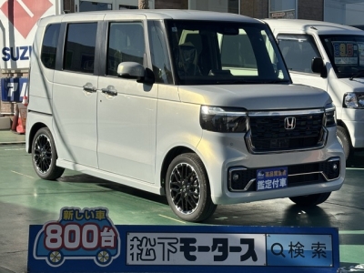 新型N-BOX(ホンダ)届出済未使用車 全体