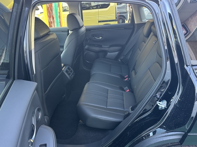 ZR-V(ホンダ)登録済未使用車 4