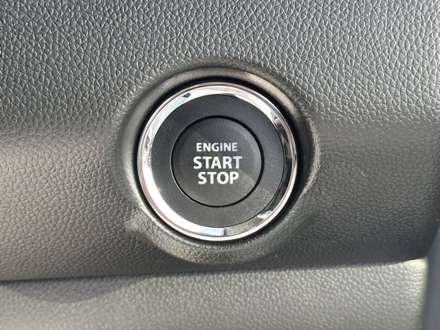 スイフト(スズキ)登録済未使用車 13