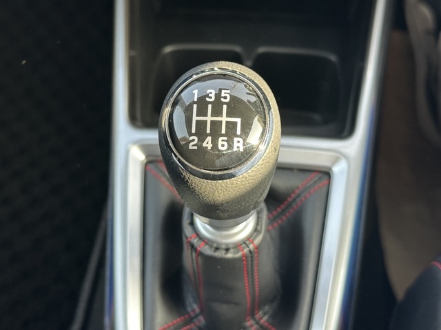 スイフト(スズキ)登録済未使用車 21