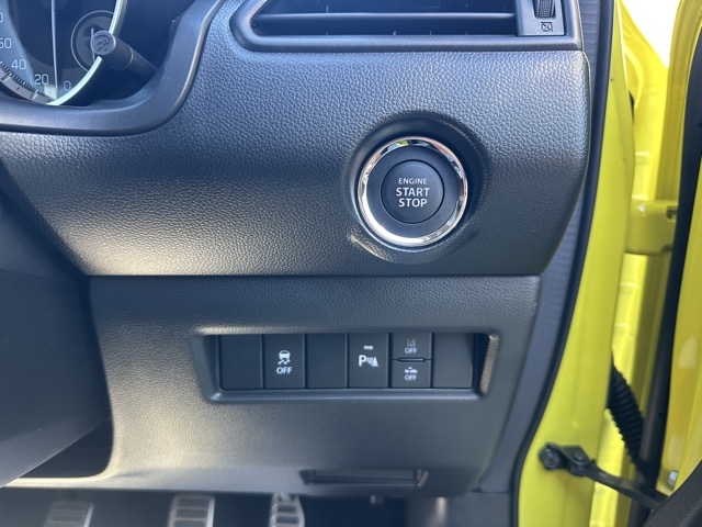 スイフト(スズキ)登録済未使用車 11