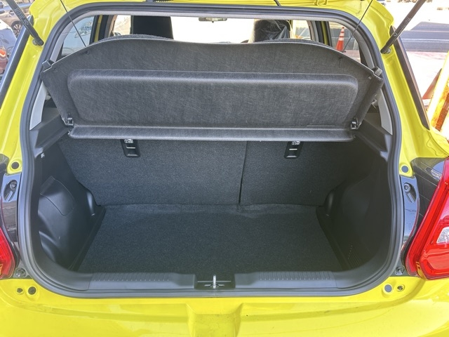 スイフト(スズキ)登録済未使用車 7