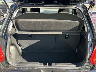 スイフトスポーツ(スズキ)中古車 内外装写真他