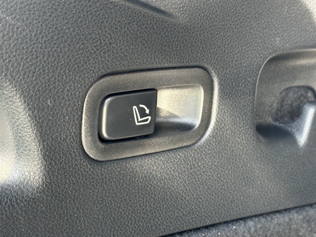 レヴォーグ(スバル)中古車 9