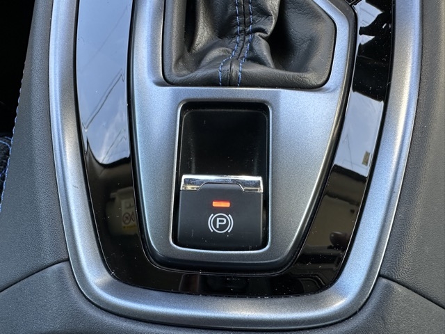 レヴォーグ(スバル)中古車 25