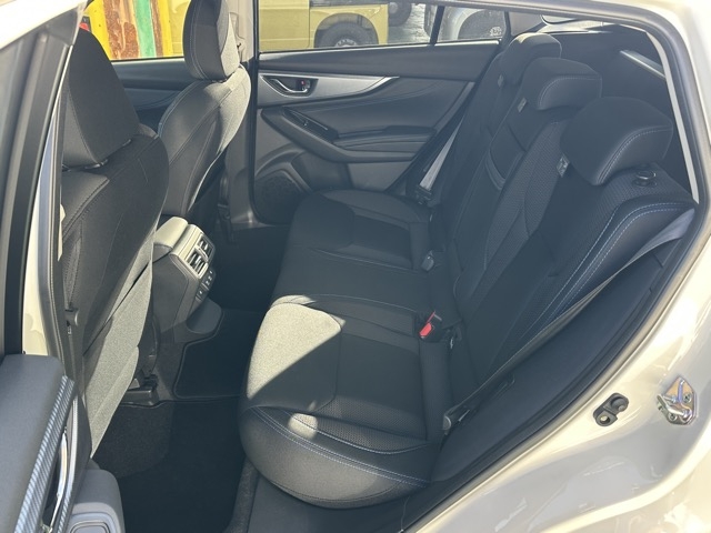 レヴォーグ(スバル)中古車 4