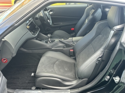 フェアレディZ(ニッサン)登録済未使用車 前席内装