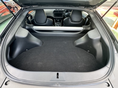 フェアレディZ(ニッサン)登録済未使用車 内外装写真