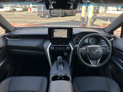 ハリアーハイブリッド(トヨタ)中古車 内外装写真