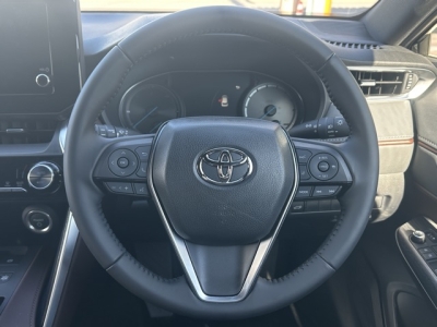 ハリアーハイブリッド(トヨタ)中古車 内外装写真