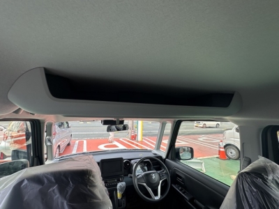 スペーシアベース(スズキ)届出済未使用車 内外装写真