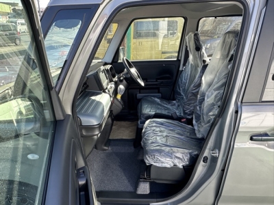 スペーシアベース(スズキ)届出済未使用車 前席内装