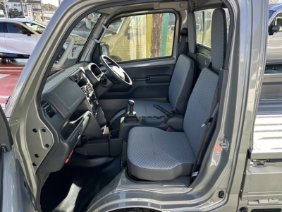 キャリートラック(スズキ)届出済未使用車 前席内装