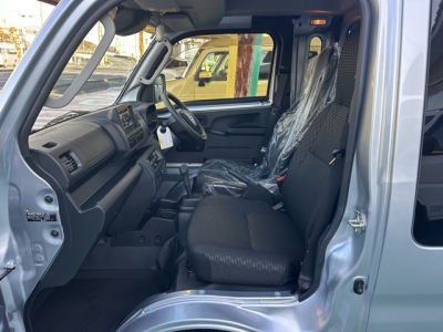 ハイゼットトラック(ダイハツ)届出済未使用車 前席内装