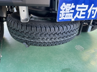 ハイゼットトラック(ダイハツ)届出済未使用車 後席から見た前席