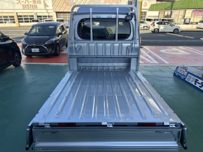 ハイゼットトラック(ダイハツ)届出済未使用車 内外装写真他１