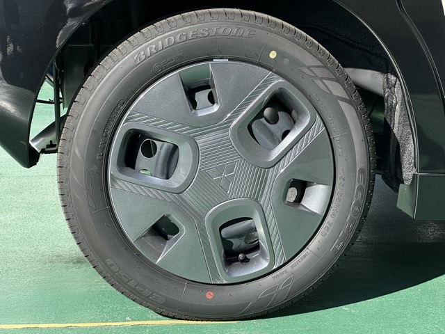 デリカミニ(三菱)届出済未使用車 11