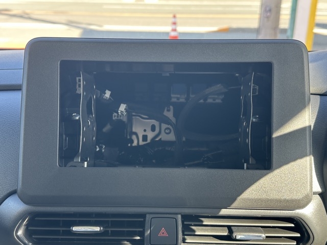 デリカミニ(三菱)届出済未使用車 18