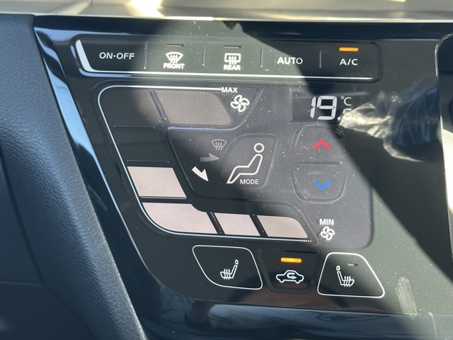 デリカミニ(三菱)届出済未使用車 19