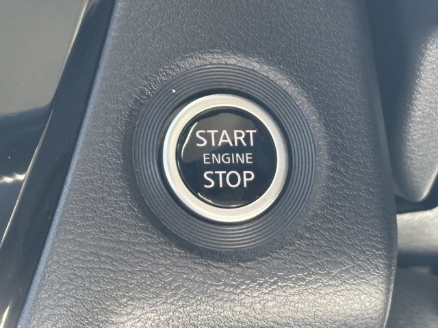 デリカミニ(三菱)届出済未使用車 21