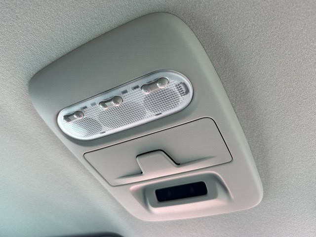 デリカミニ(三菱)届出済未使用車 22