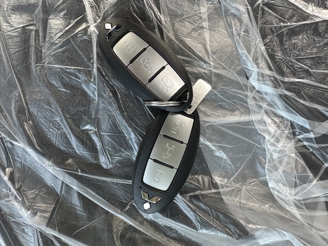 デリカミニ(三菱)届出済未使用車 23